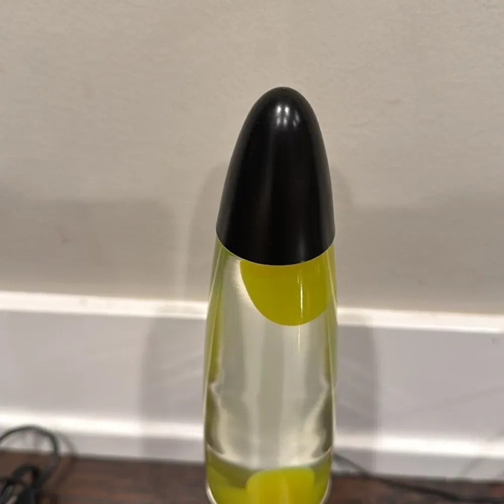 VTG black with yellow lava lamp rare rocket shape smaller perfect for desk !